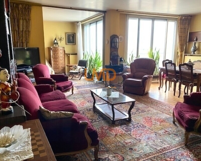 Appartement 4 pièces -108m2 Quartier Bel Air  - Salon salle à manger