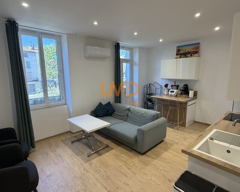 Le Muy (83490) – Centre-ville – T4 de 74 m² entièrement rénové  - Img 2099