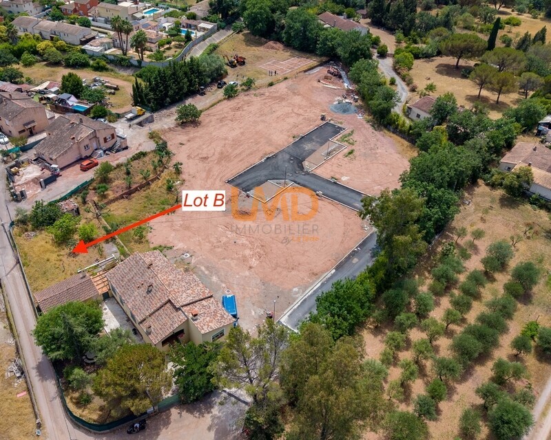 Puget-sur-Argens — terrain constructible plat 525 m², hors lotissement - Arev les jardins de gabron 29-06-26-10