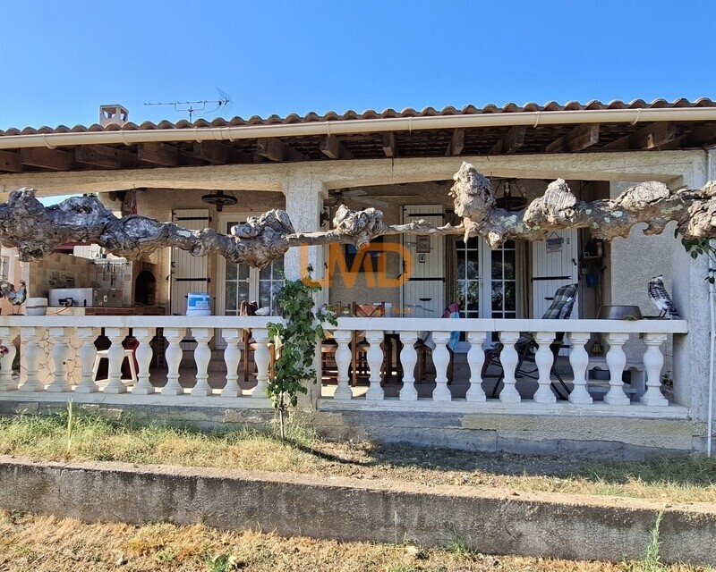 Maison plain-pied piscine grand terrain - 20260727 181303