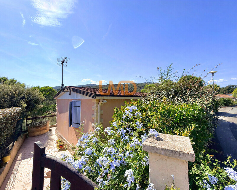 Roquebrune-sur-Argens – Chalet 82 m², 3 chambres et jardin - Img 2659-fotor-20260903165428