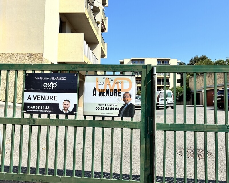 Croix Rouge - box de garage 18M2 dans résidence sécurisée - Img 6523.jpg
